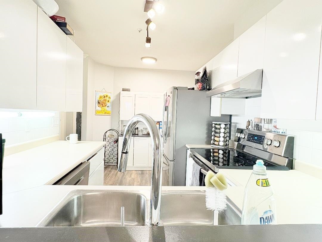 Pantry Photo of 307 210 Carnarvon Street, New Westminster, BC