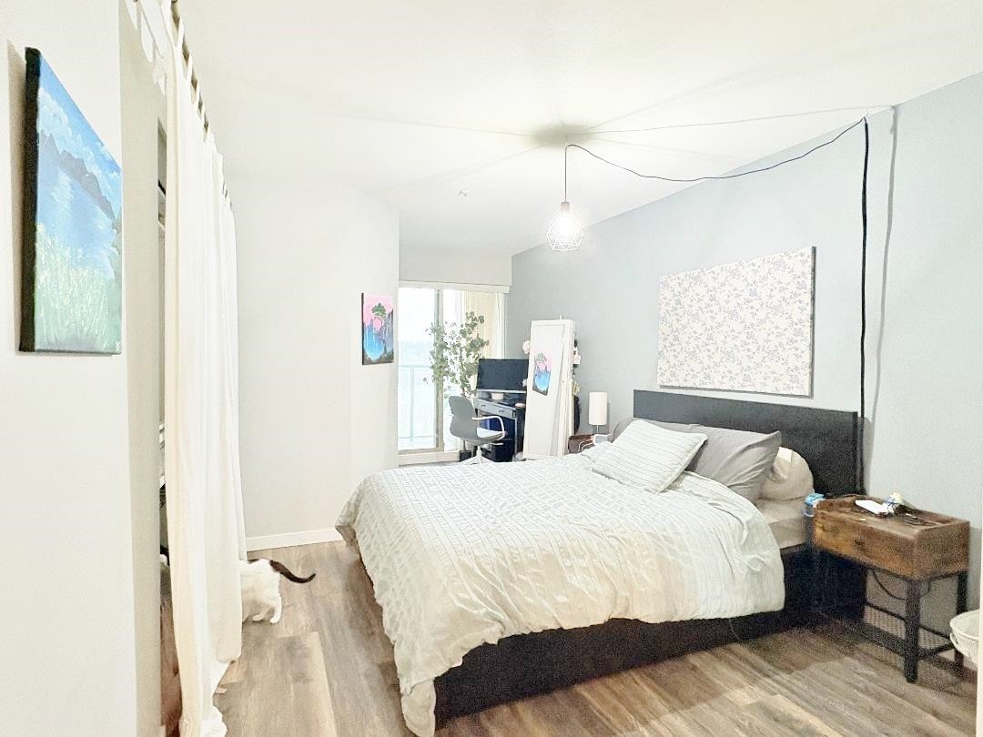 Walk-In Closet Photo of 307 210 Carnarvon Street, New Westminster, BC