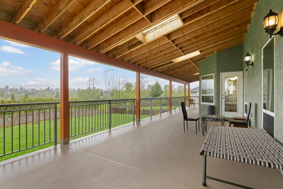 Loft / Bonus Room Photo of 14330 82 Avenue, Surrey, BC