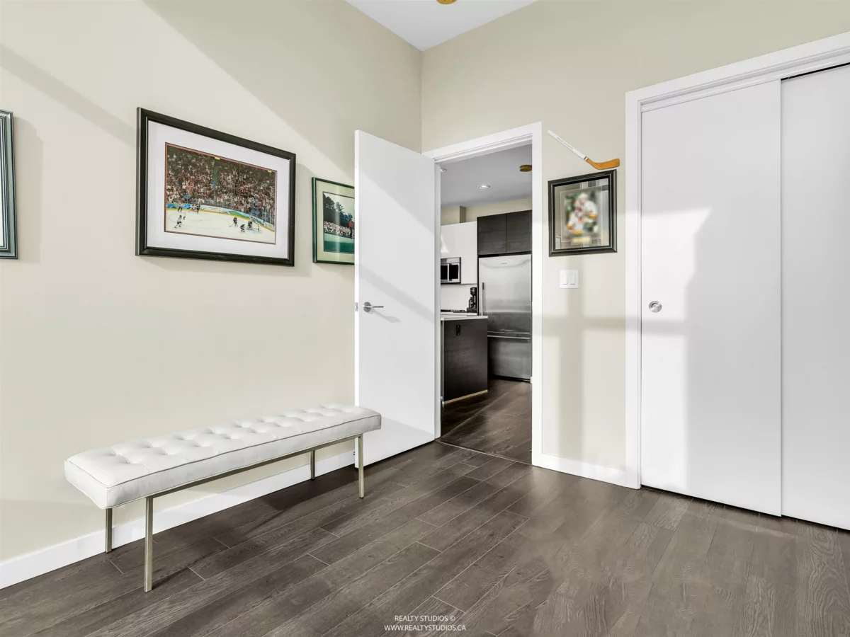 Guest Bathroom Photo of 4601 4485 Skyline Drive, Burnaby, BC