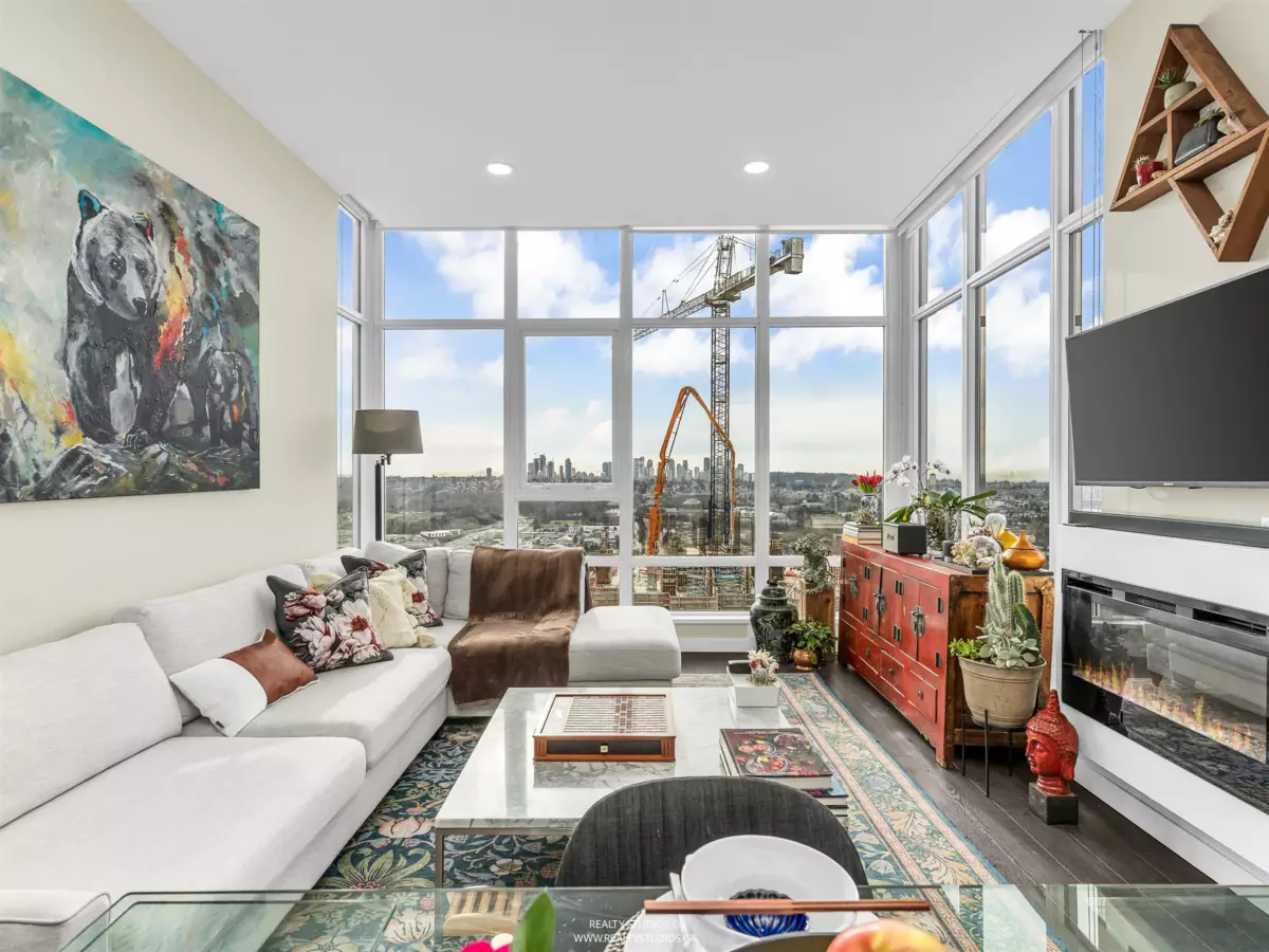 Living Room Photo of 4601 4485 Skyline Drive, Burnaby, BC
