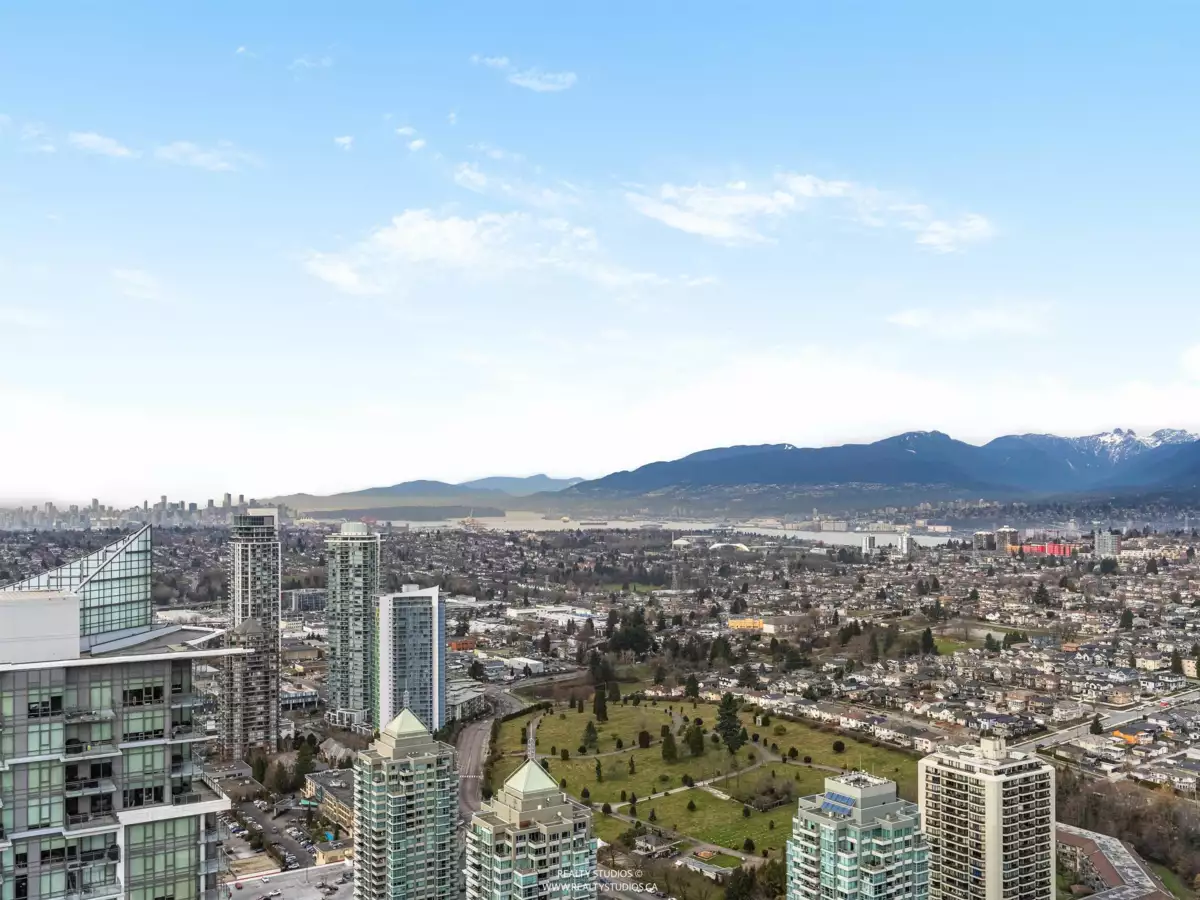 Outdoor Deck Photo of 4601 4485 Skyline Drive, Burnaby, BC