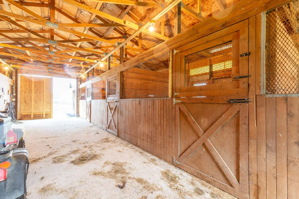 Entry Foyer Photo of 3996 Eckert Street, Yarrow, BC