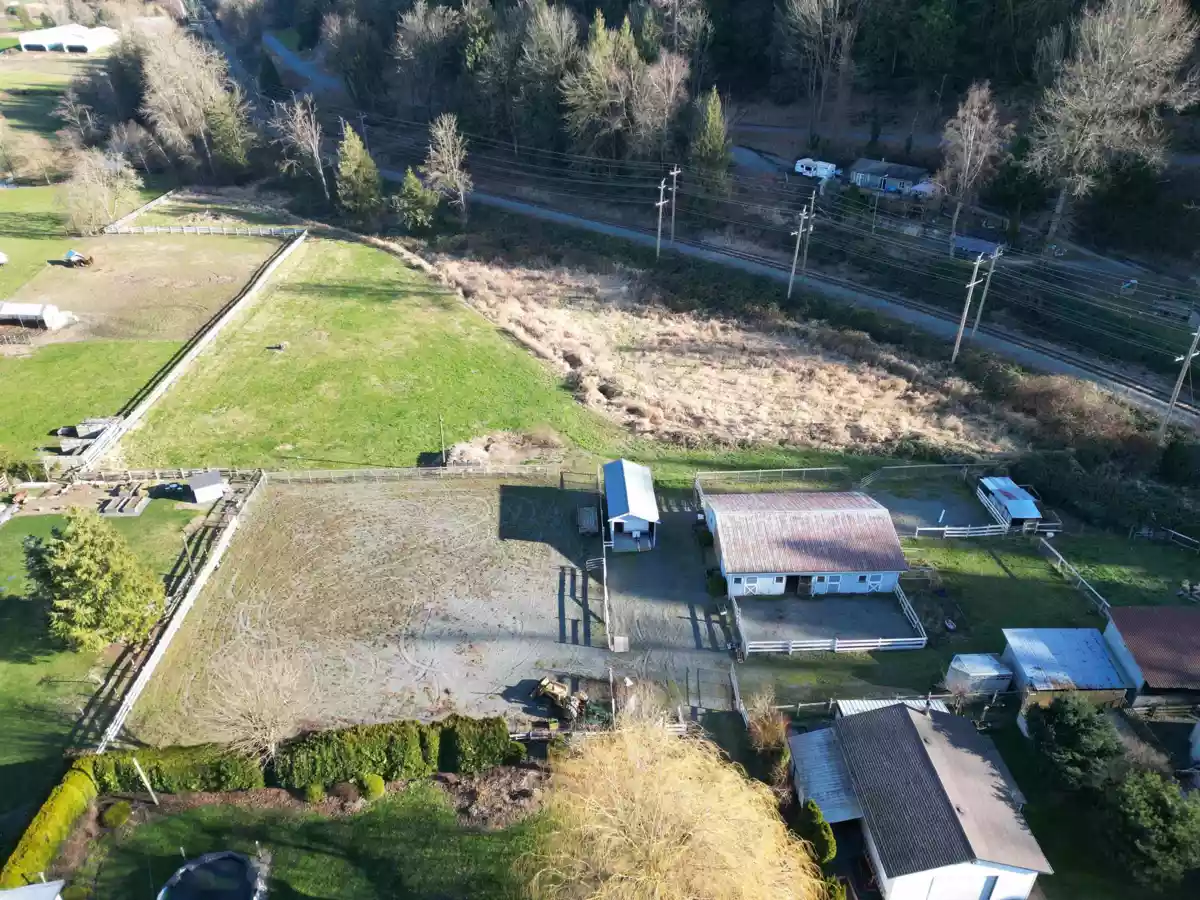 Hot Tub / Spa Photo of 3996 Eckert Street, Yarrow, BC