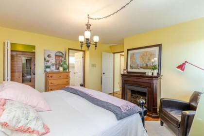 Bedroom 2 Photo of 35210 Rockwell Drive, Abbotsford, BC