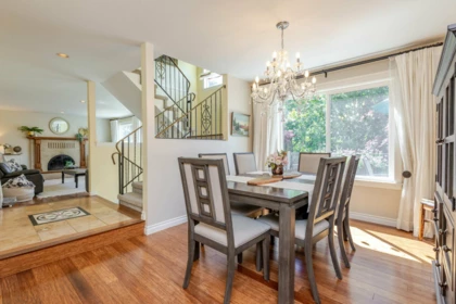 Kitchen Photo of 35210 Rockwell Drive, Abbotsford, BC
