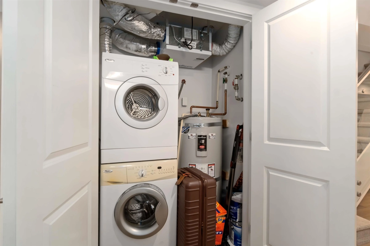 Basement Recreation Room Photo of 3623 Rae Avenue, Vancouver, BC