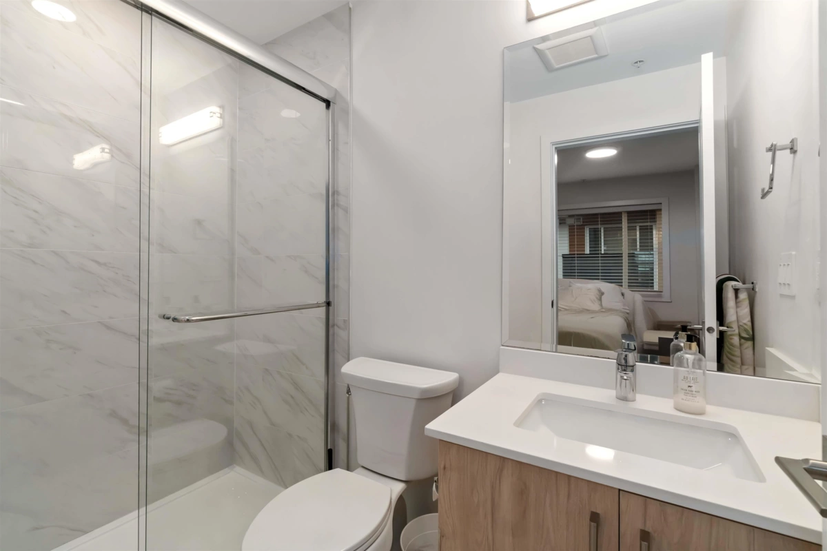 Hot Tub / Spa Photo of 3623 Rae Avenue, Vancouver, BC