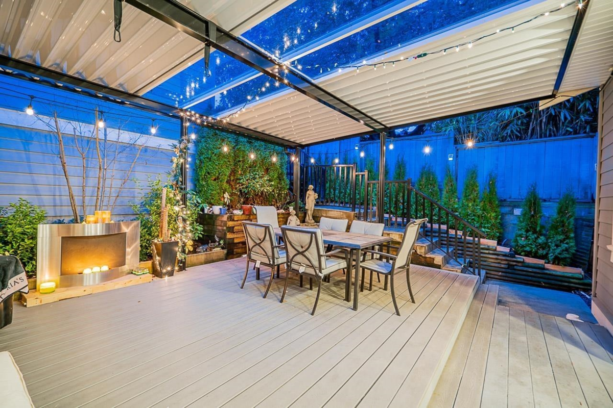 Walk-In Closet Photo of 1927 River Drive, New Westminster, BC