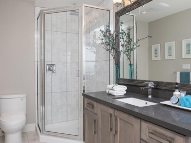 Primary Bathroom Photo of 1927 River Drive, New Westminster, BC