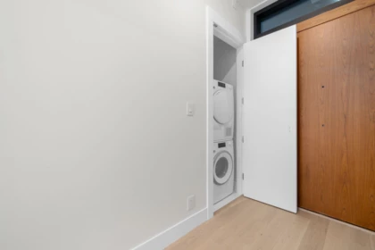 Office / Den Photo of 404 6699 Nelson Avenue, West Vancouver, BC