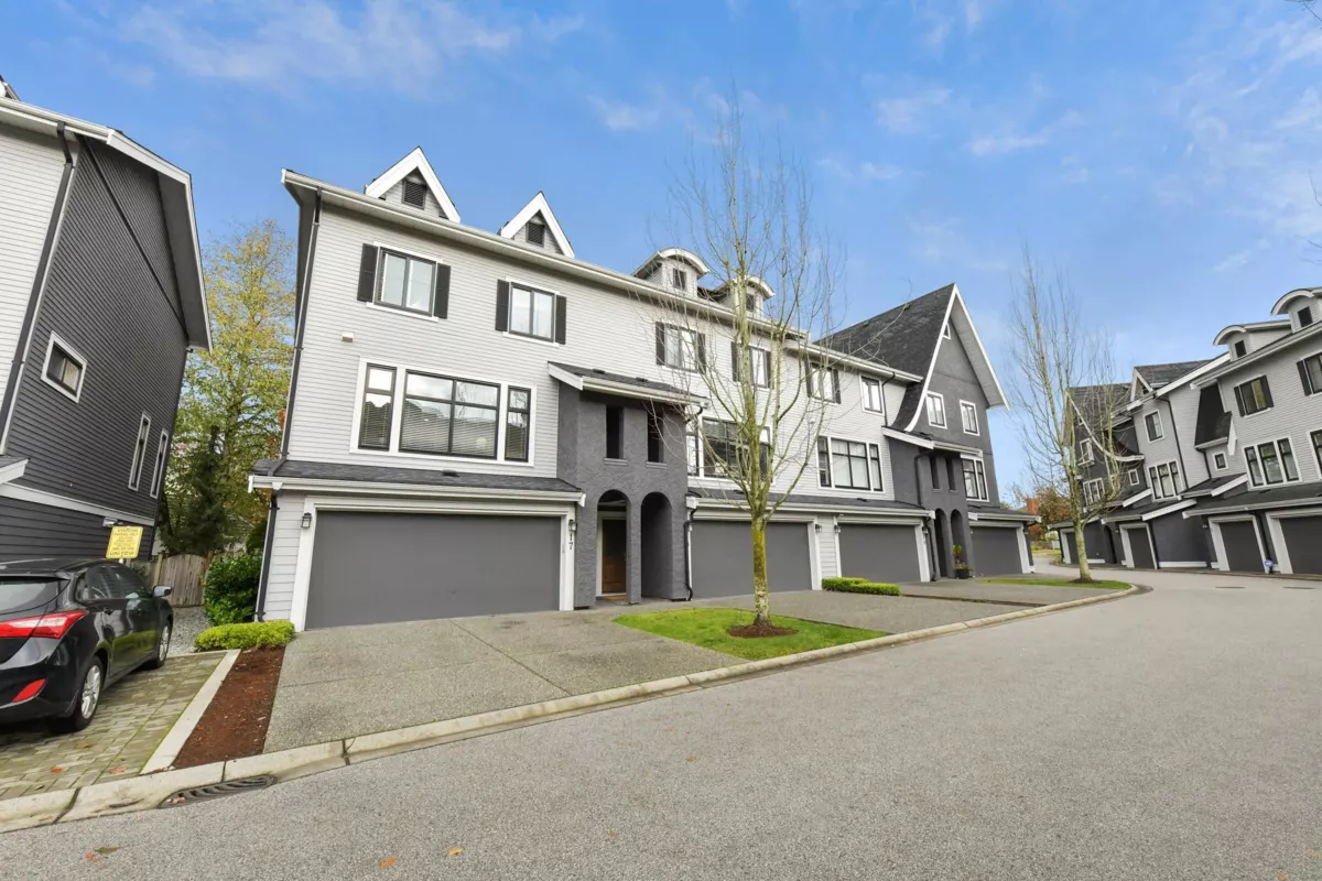 Exterior Rear Photo of 17 3303 Rosemary Heights Crescent, Surrey, BC