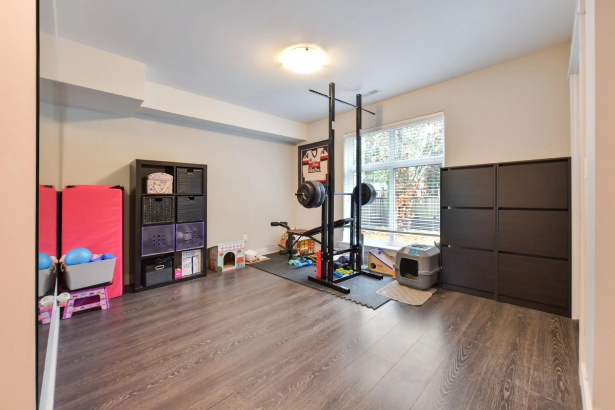Laundry Room Photo of 17 3303 Rosemary Heights Crescent, Surrey, BC