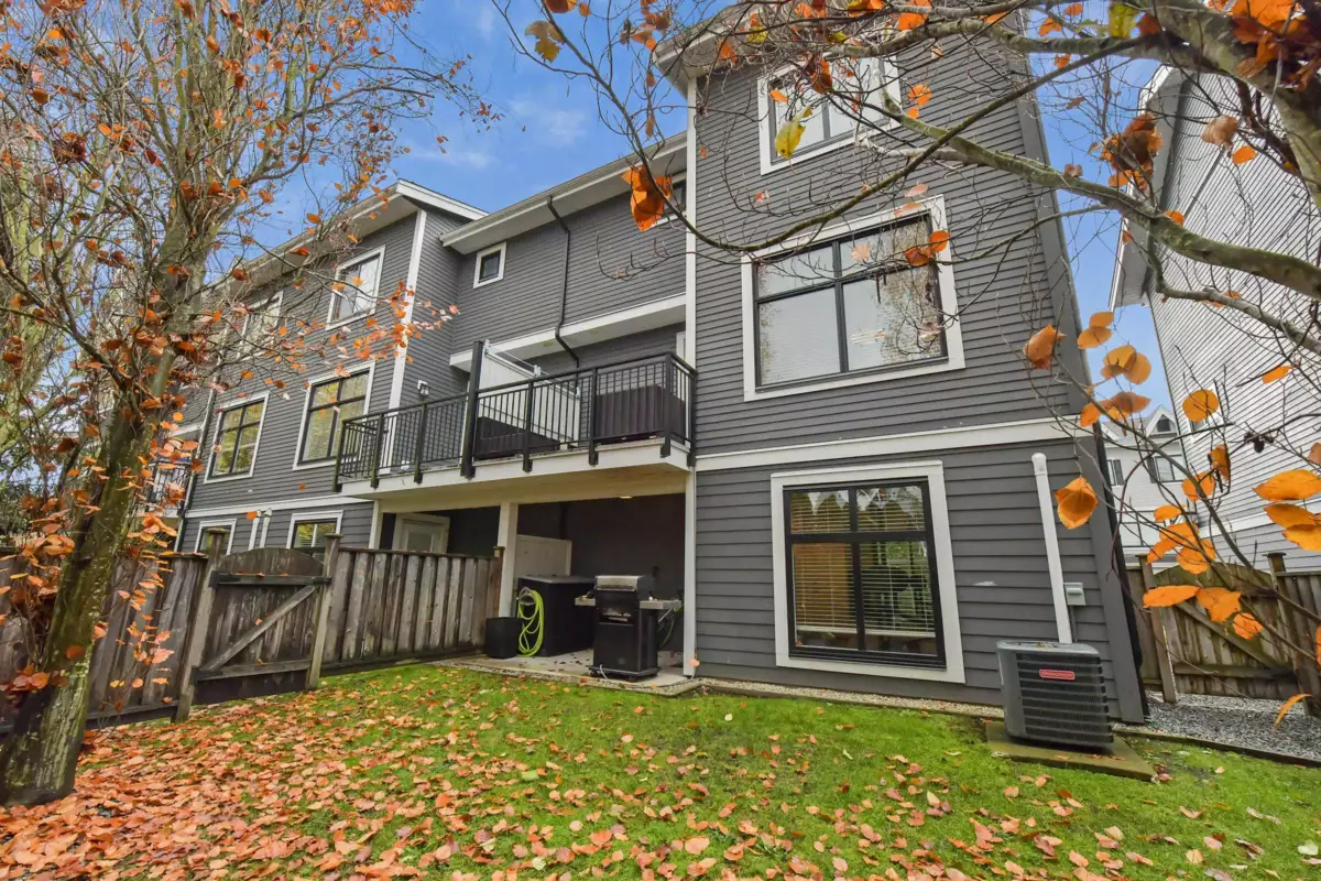 Outdoor Patio Photo of 17 3303 Rosemary Heights Crescent, Surrey, BC
