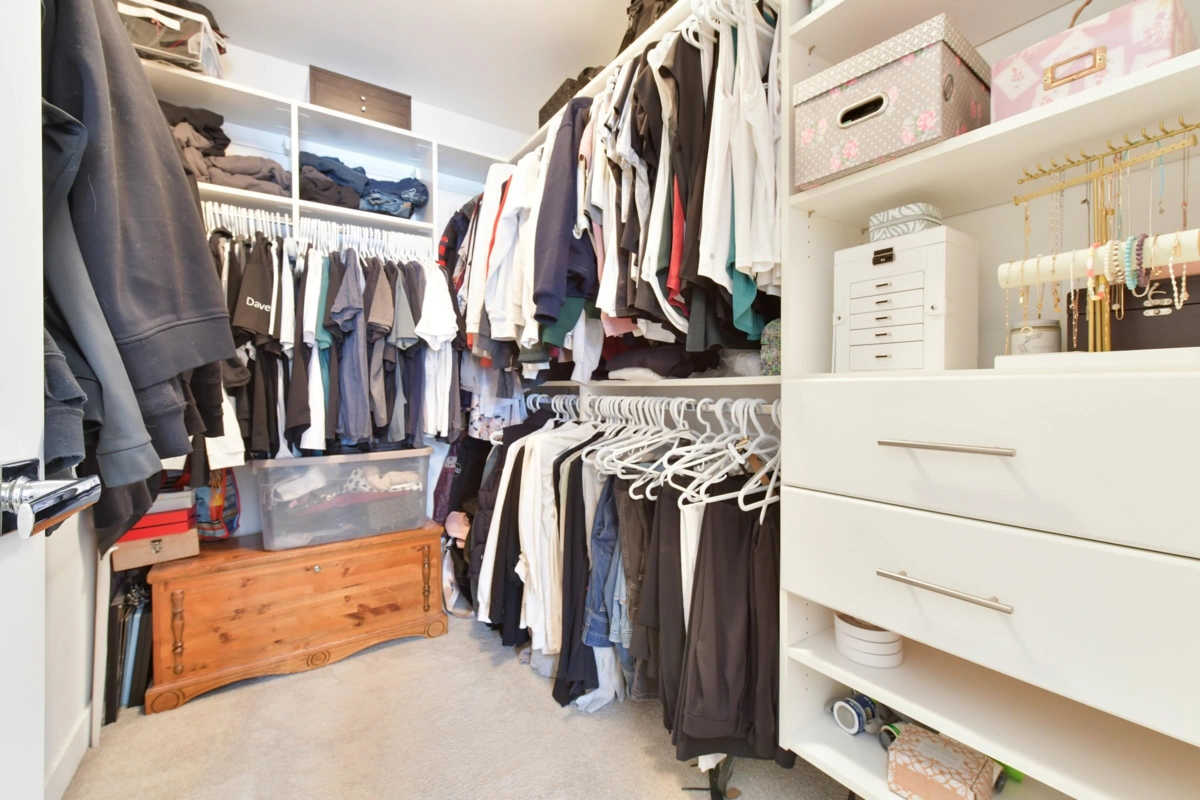 Walk-In Closet Photo of 17 3303 Rosemary Heights Crescent, Surrey, BC