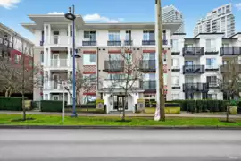 208 608 Como Lake Avenue, Coquitlam, BC