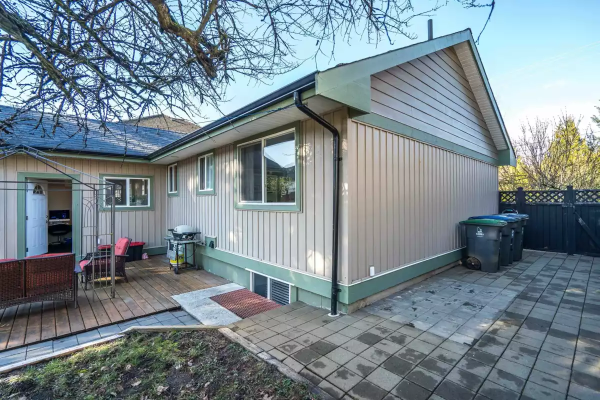 Outdoor Kitchen Photo of 14780 32 Avenue, Surrey, BC