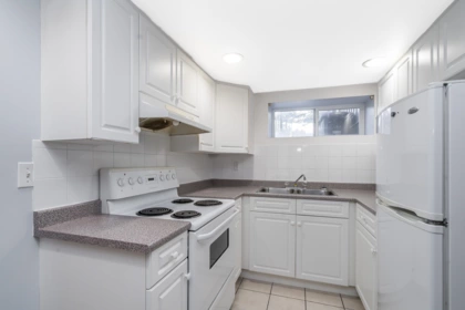 Garage Interior Photo of 14780 32 Avenue, Surrey, BC