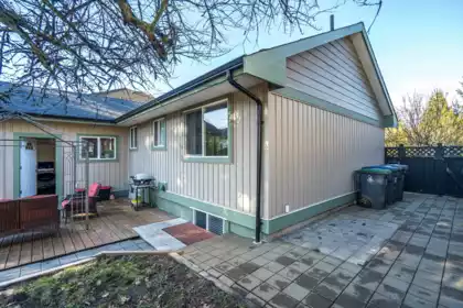 Outdoor Kitchen Photo of 14780 32 Avenue, Surrey, BC