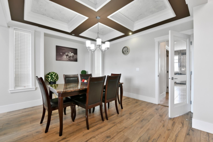 Entry Foyer Photo of 7 3363 Horn Street, Abbotsford, BC