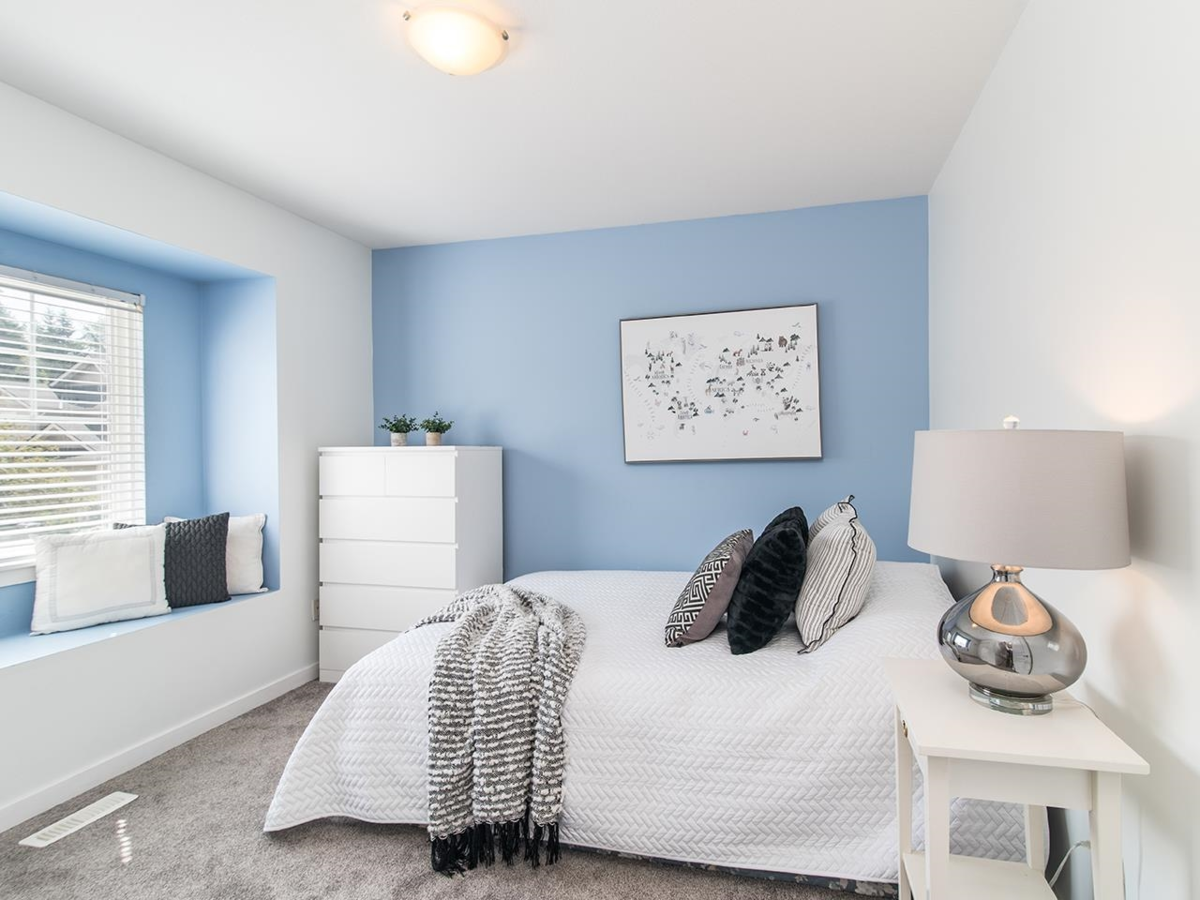 Basement Recreation Room Photo of 14579 33b Avenue, Surrey, BC