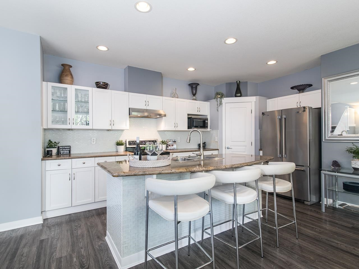 Dining Area Photo of 14579 33b Avenue, Surrey, BC