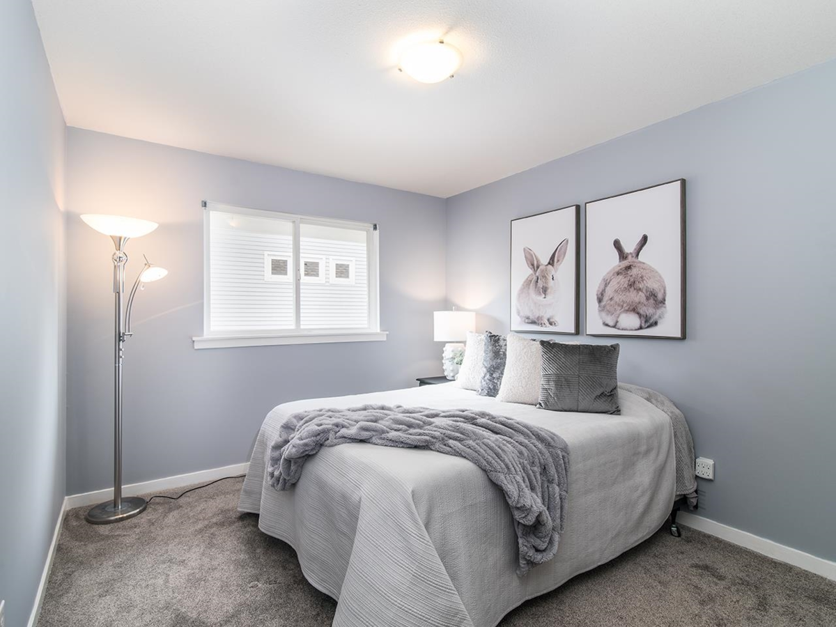 Laundry Room Photo of 14579 33b Avenue, Surrey, BC