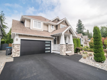 Swimming Pool Photo of 14579 33b Avenue, Surrey, BC
