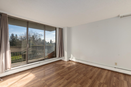 403 4105 Imperial Street, Burnaby, BC, Burnaby — Apartment/Condo for sale