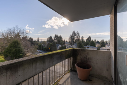 Primary Bedroom Photo of 403 4105 Imperial Street, Burnaby, BC