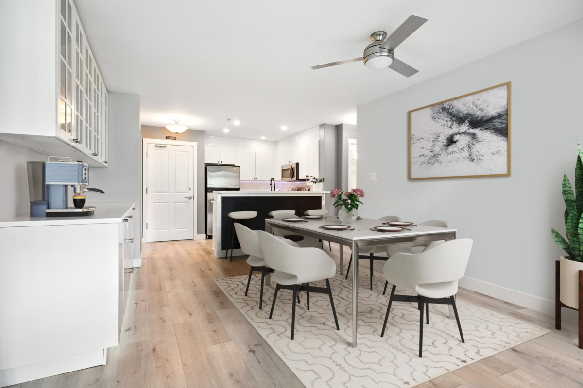Breakfast Nook Photo of 404 225 Newport Drive, Port Moody, BC