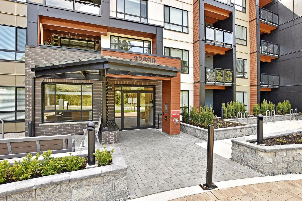 Exterior Rear Photo of 217 32690 14 Avenue, Mission, BC
