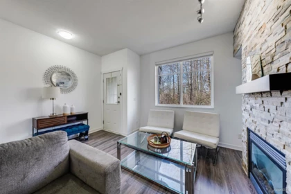 31 6635 192 Street, Surrey, BC, Surrey — Townhouse for sale