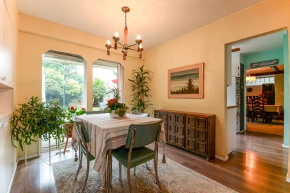 Kitchen Photo of 1733 Ross Road, North Vancouver, BC