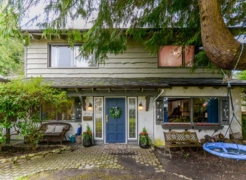 1733 Ross Road, North Vancouver, BC
