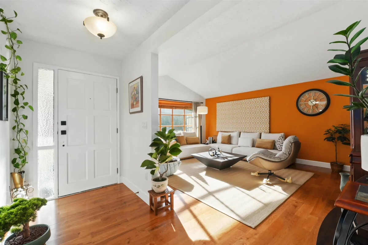 Dining Area Photo of 34869 Everett Drive, Abbotsford, BC