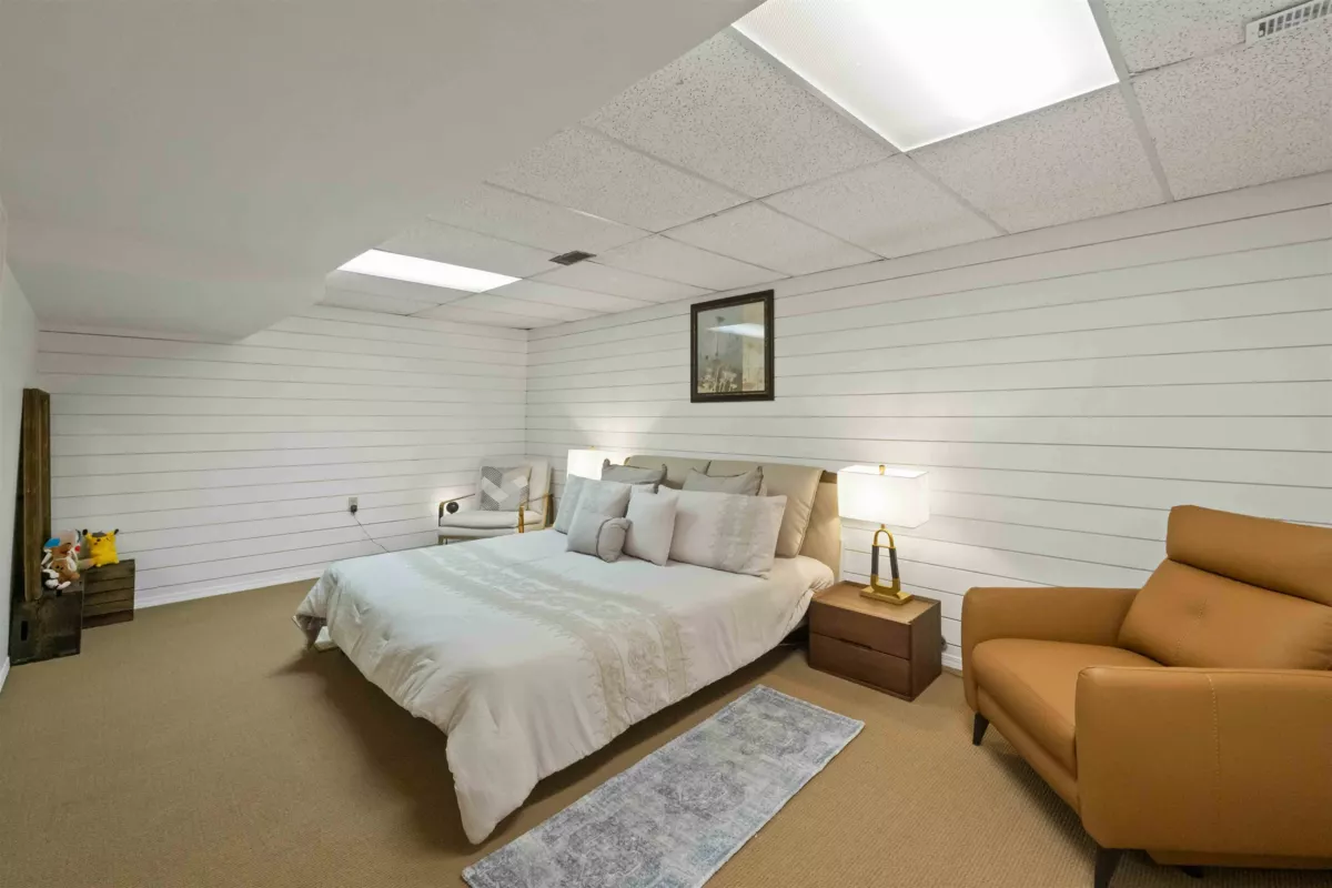 Laundry Room Photo of 34869 Everett Drive, Abbotsford, BC