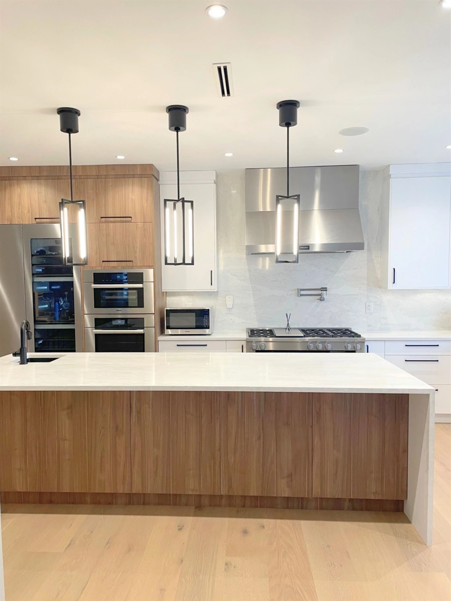 Family Room Photo of 7158 Bayview Drive, Burnaby, BC