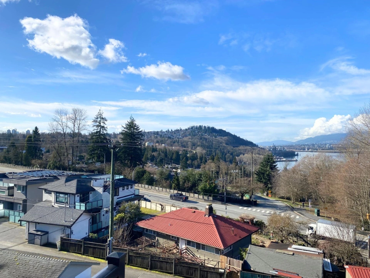 Garden / Landscaping Photo of 7158 Bayview Drive, Burnaby, BC