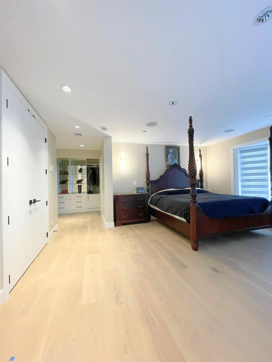 Hallway Photo of 7158 Bayview Drive, Burnaby, BC