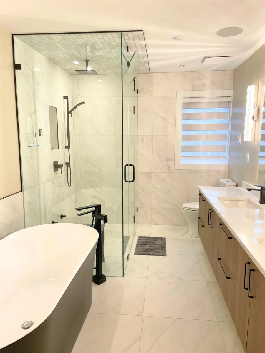 Powder Room Photo of 7158 Bayview Drive, Burnaby, BC