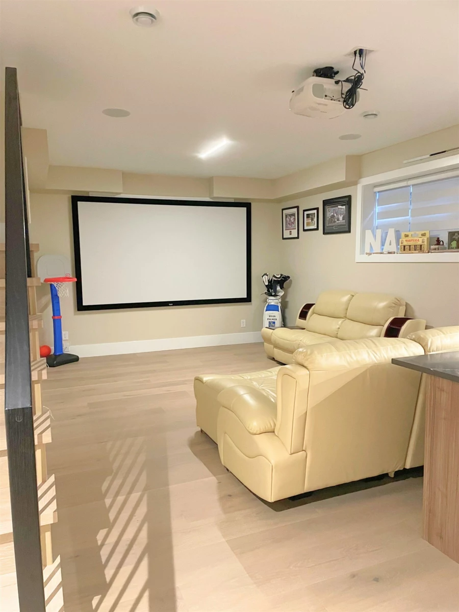 Walk-In Closet Photo of 7158 Bayview Drive, Burnaby, BC