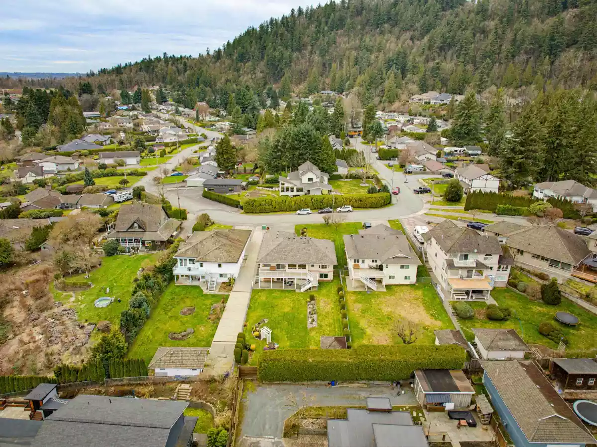 Breakfast Nook Photo of 34656 Dann Avenue, Mission, BC