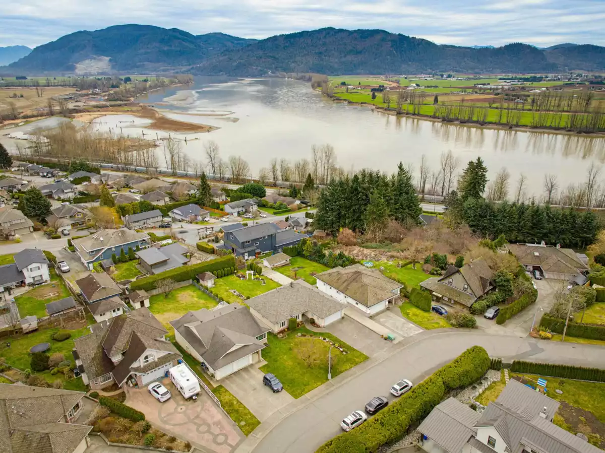 Family Room Photo of 34656 Dann Avenue, Mission, BC