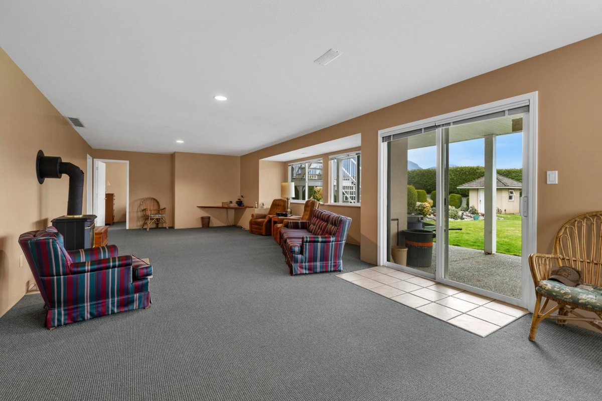 Front Yard Photo of 34656 Dann Avenue, Mission, BC