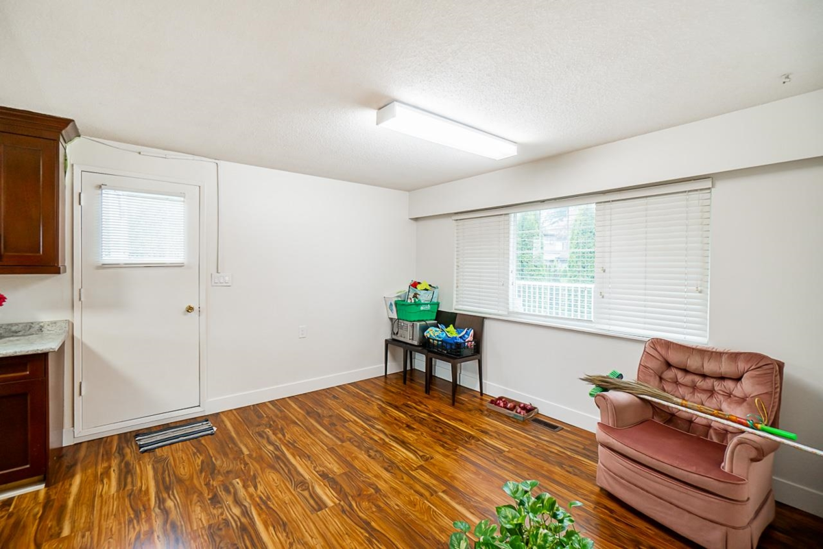 Breakfast Nook Photo of 11892 Gilmour Crescent, Delta, BC