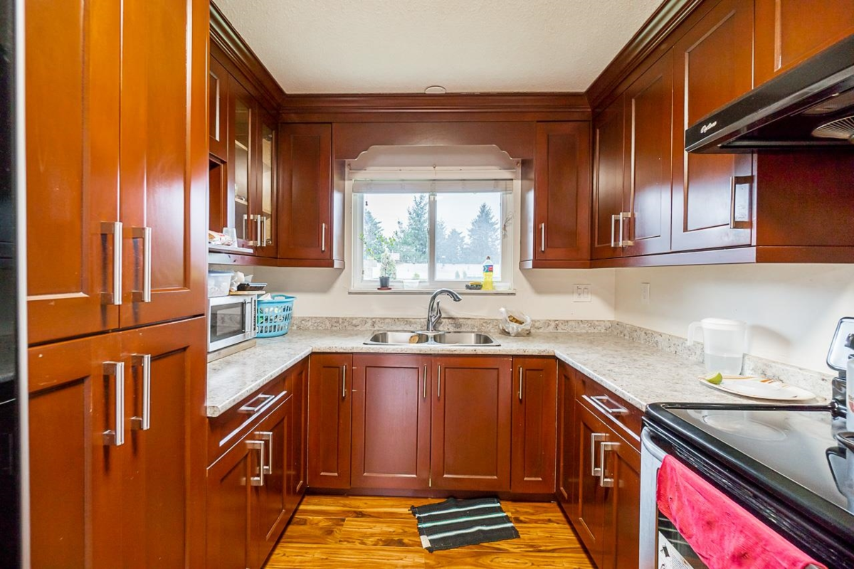 Primary Bathroom Photo of 11892 Gilmour Crescent, Delta, BC