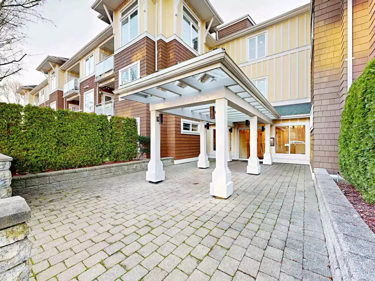 Family Room Photo of 207 1375 View Crescent, Delta, BC