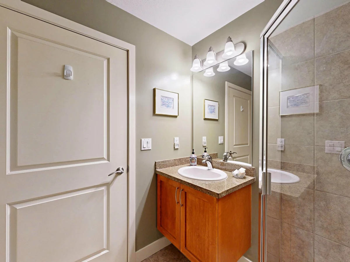 Outdoor Patio Photo of 207 1375 View Crescent, Delta, BC