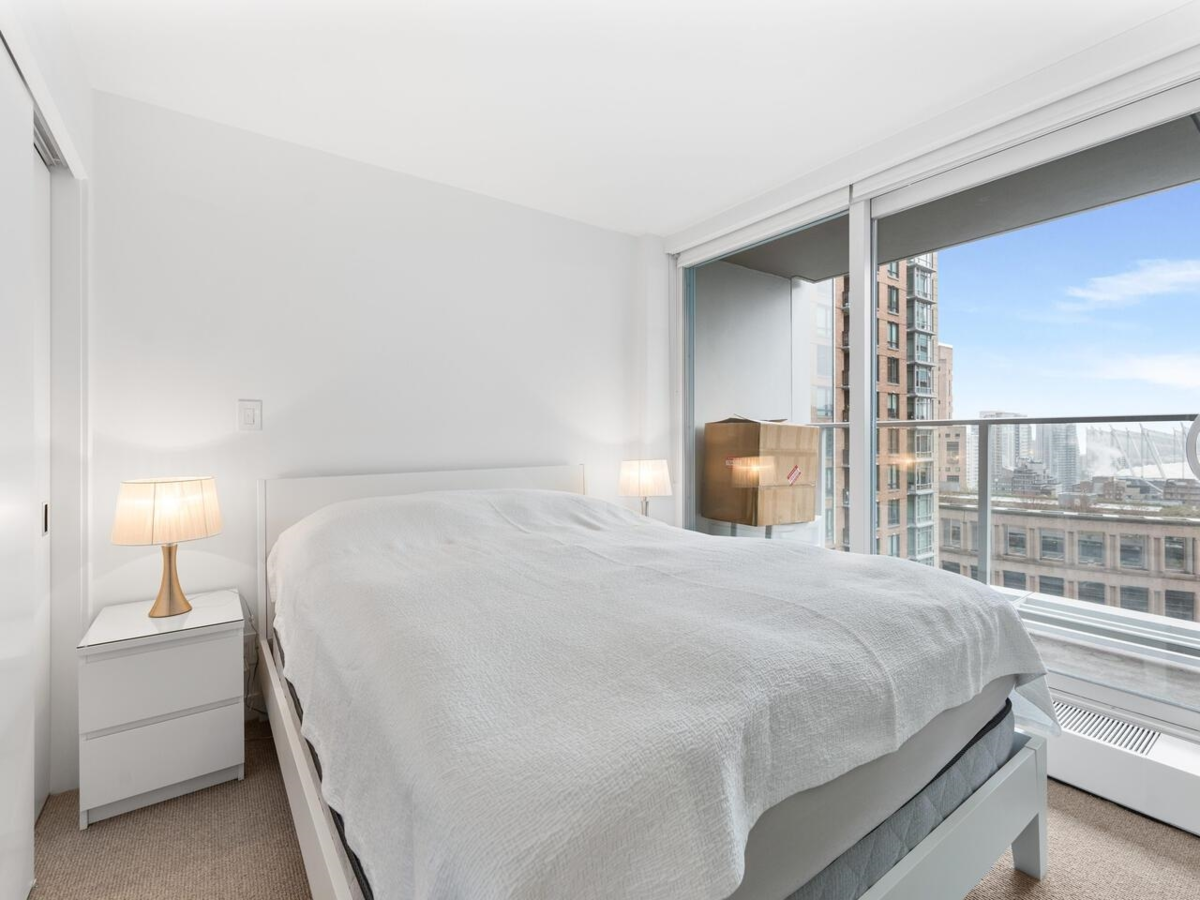 Bedroom 3 Photo of 2011 777 Richards Street, Vancouver, BC